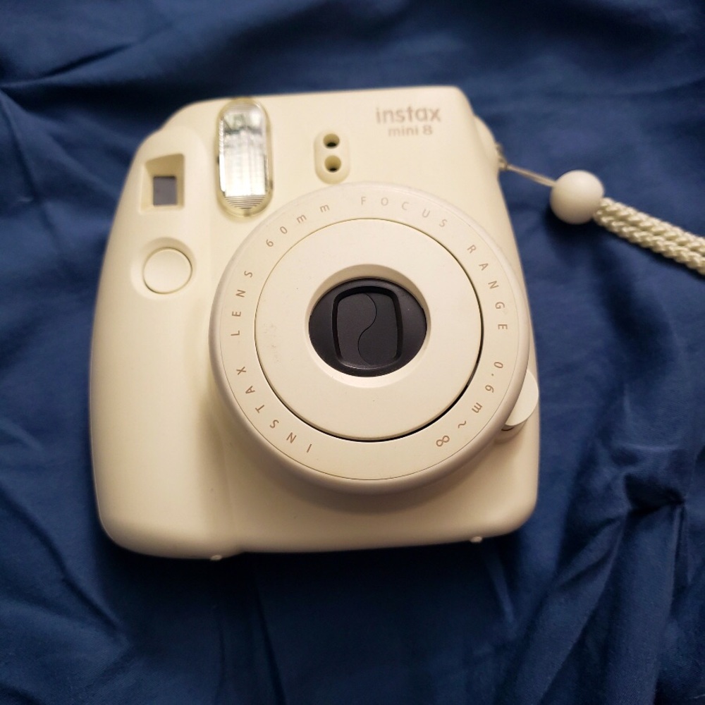 White Instax mini 8